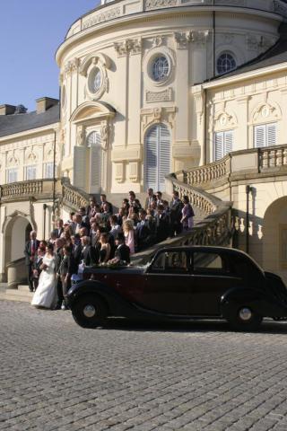 Danilo Prnjat, Wedding Piece, performans realized during residency in the Akademie Schloss Solitude, 2009. kuda.
